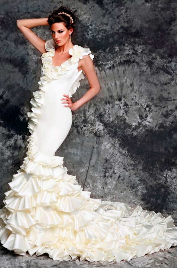 Gasto Metro laringe Vestidos de novia flamencos para tu boda | Espacio Novias